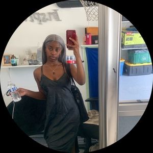 Meet your Posher, Natalie